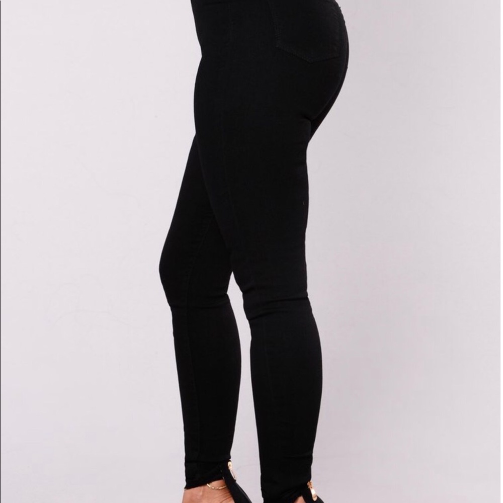 Black high waist jeans